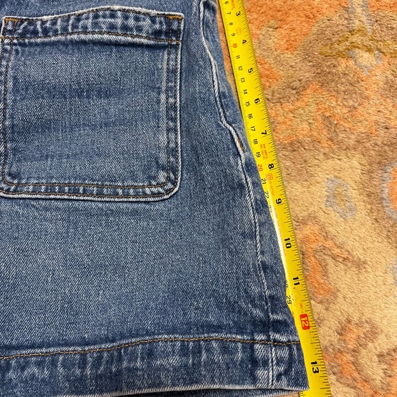 Madewell The Denim Elliot Dark Patch Pocket Jean Shorts - Picture 13 of 15
